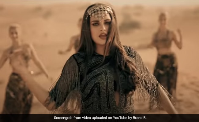 हिमांशी खुराना के पंजाबी गाने 'सूरमा बोले' को रिलीज किया गया, कुछ ही घंटों में इतने व्यू मिल गए - देखें वीडियो